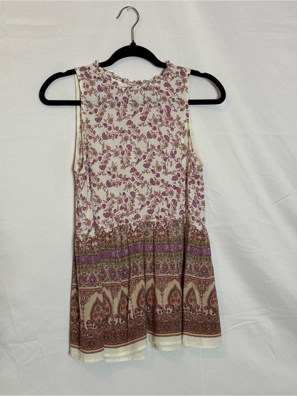Staccato Boho Floral Sleeveless Swing Tank Small Cream Purple Border Print Blous